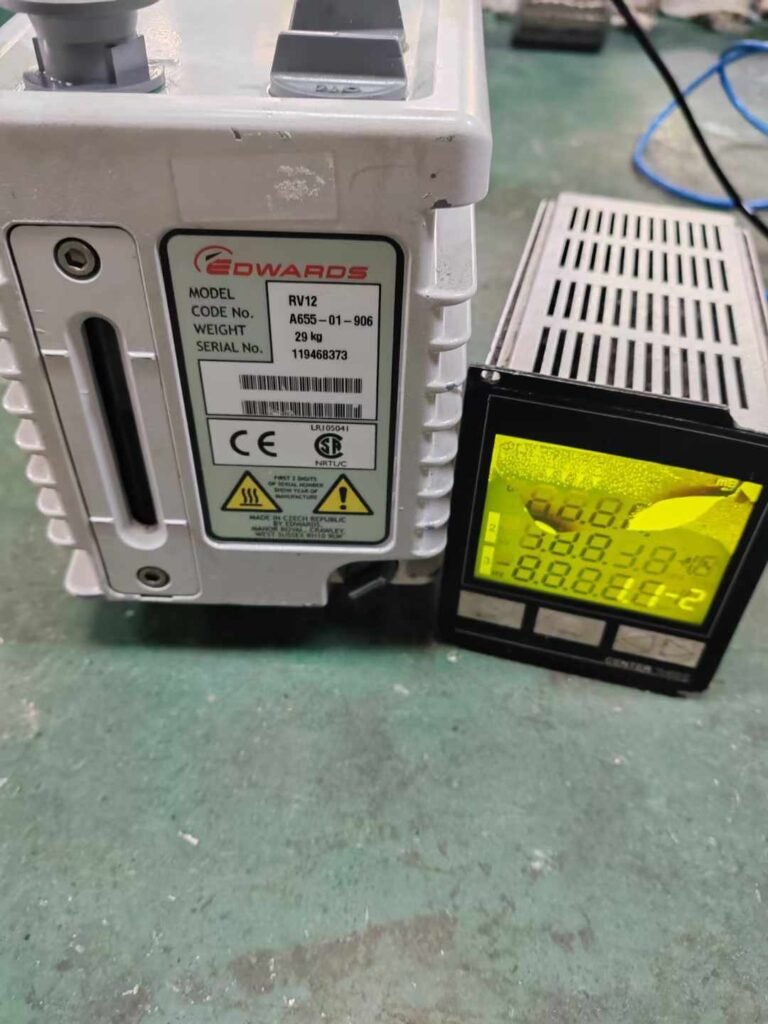 Edwards 12 RV12 Rotary Vane Dual Stage Mechanical Vacuum Pump A65501906